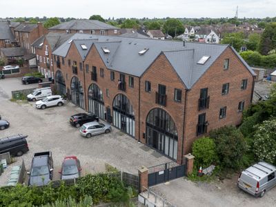 Property Image for The Moorings, Wharf Yard, Hinckley, Leicestershire, LE10 0QG
