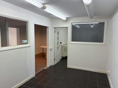 Property Image for Unit 4 Sheffield House, Fieldings Road, Cheshunt, EN8 9TL