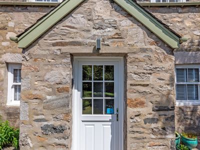 Property Image for Craigroyston House & Lodge, 2, Lower Oakfield, Pitlochry, Perthshire, PH16 5HQ