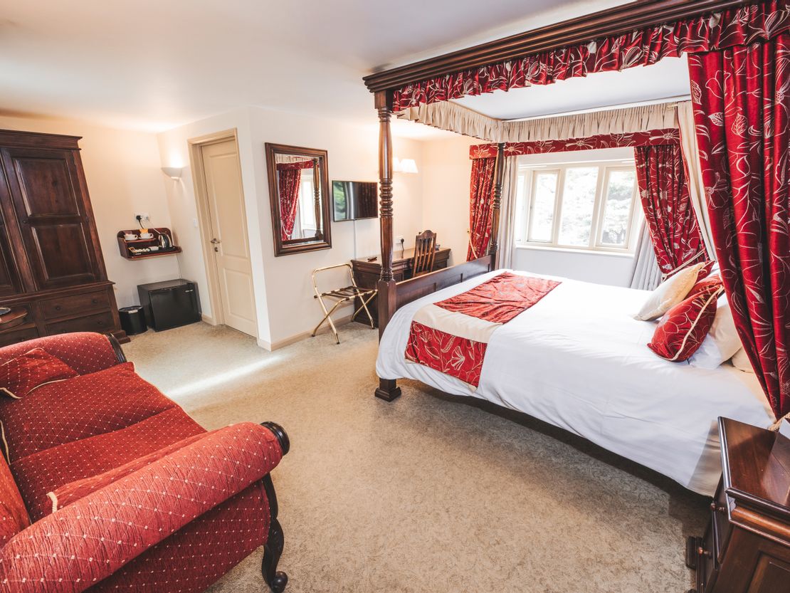 Bull Auberge, Old Ipswich Road, Yaxley, Eye, Suffolk, IP23 8BZ