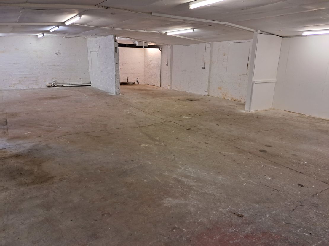 Unit 70, Little Staughton Airfield Industrial Estate, Little Staughton, Bedford, Bedfordshire, MK44 2BN