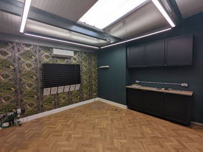 Property Image for Unit 2 Anglo Industrial Park, Fishponds Rd, Oaklands Park, Wokingham RG41 2AN