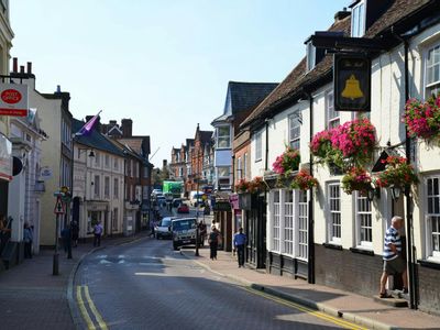 Property Image for 27-28 High Street, Tring, HP23 5AA