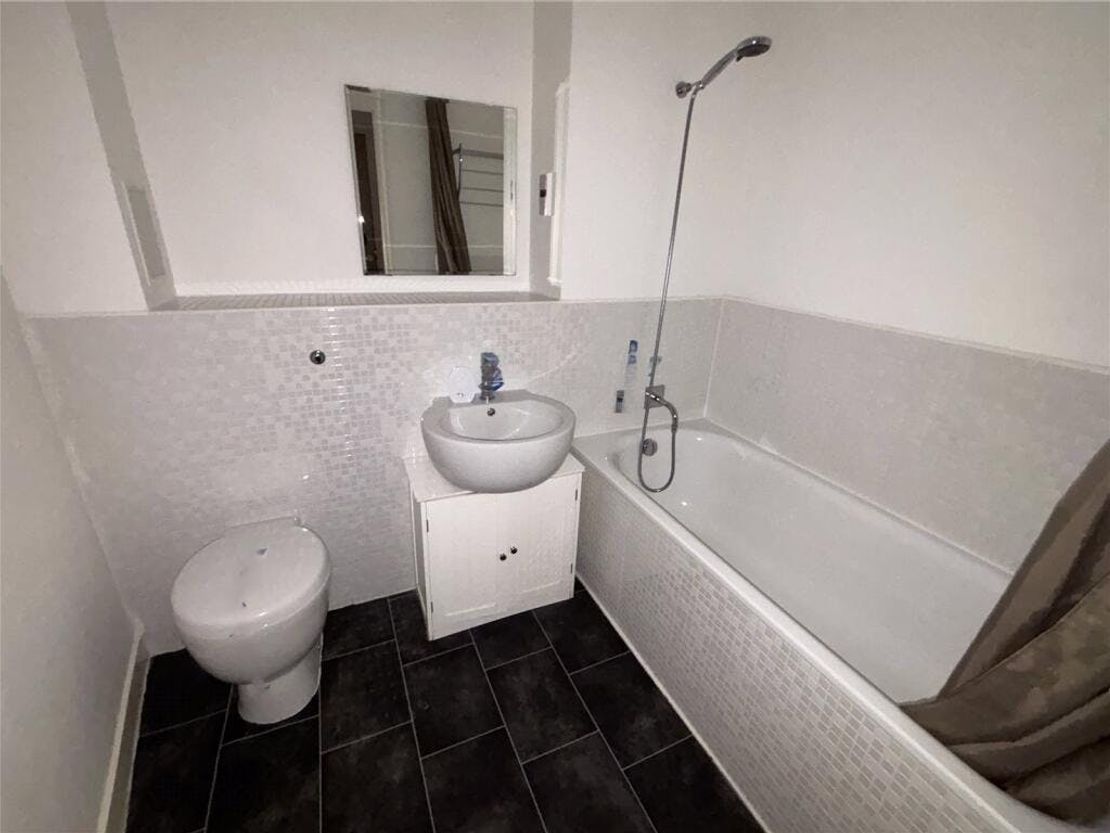 East Pilton Farm Crescent, Flat 2, 7 East Pilton Farm Crescent, Edinburgh, EH5 2GF