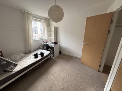 Property Image for East Pilton Farm Crescent, Flat 2, 7 East Pilton Farm Crescent, Edinburgh, EH5 2GF