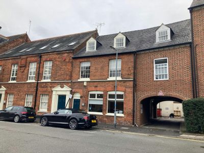 Property Image for Second Floor 17 The Broadway, Hatfield, AL9 5HZ