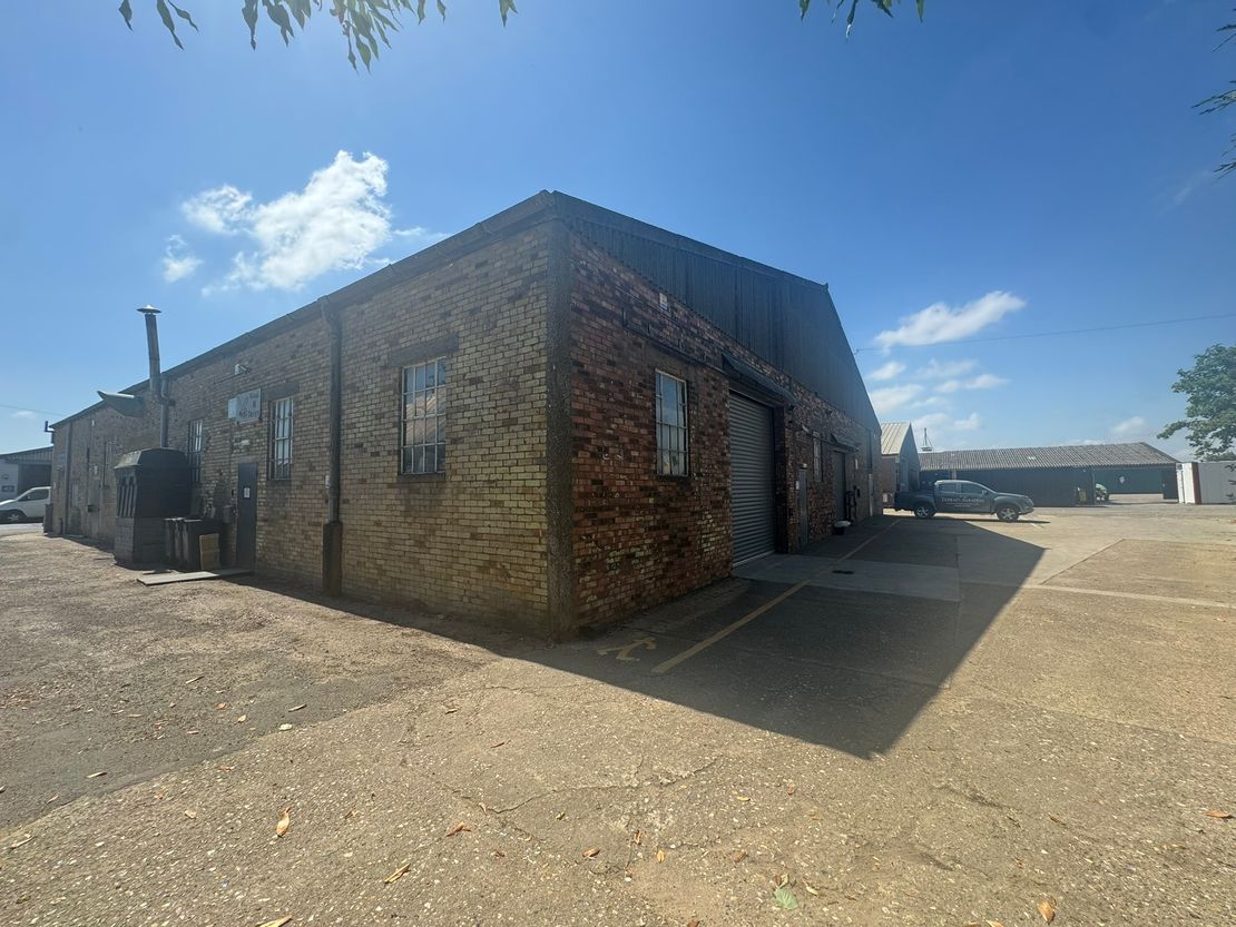 Unit 64, Red House Farm, Earls Green Bacton, Stowmarket, Suffolk, IP14 4LE
