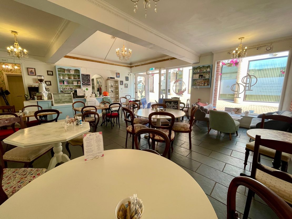 17 Langton Place, Hatter Street, Bury St. Edmunds, Suffolk, IP33 1NE