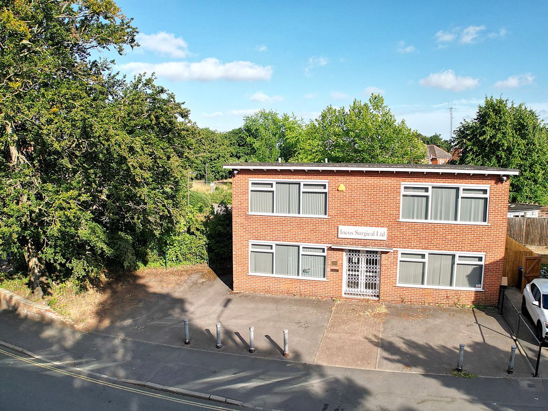 Mabrook House, 20 - 22 Bocking End, Braintree, Essex, CM7 9AA