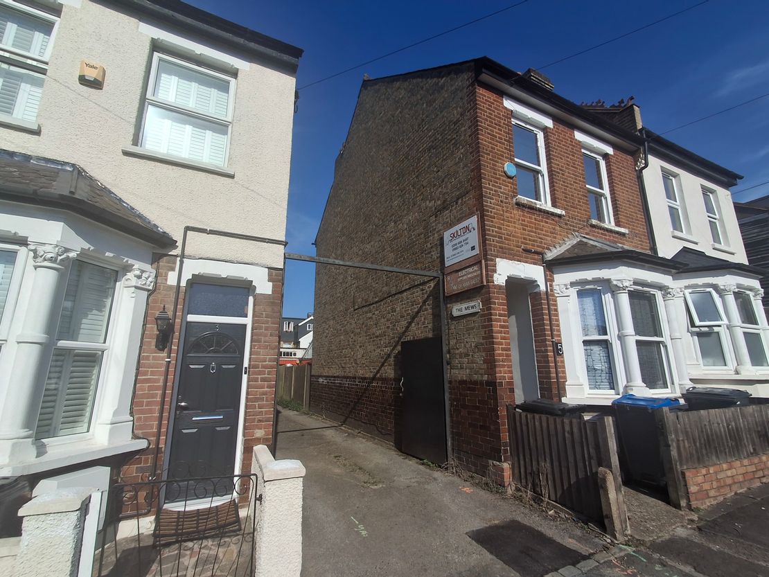 The Mews, 11 Harrisons Rise, Croydon, Surrey, CR0 4LL