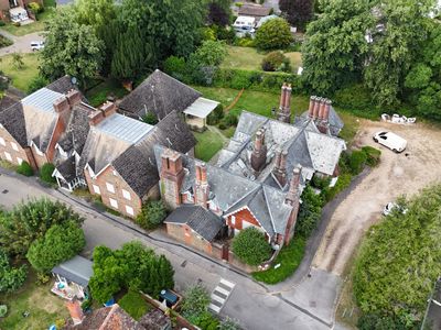 Property Image for The Old Parsonage, Main Road, Otterbourne, Winchester, Hampshire, SO21 2EE