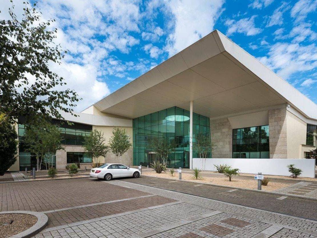 Form 1 Bartley Wood Business Park, Hook, RG27 9XA
