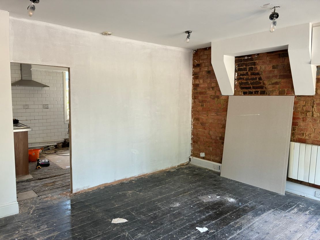 97 Newport Road, New Bradwell, Milton Keynes, Buckinghamshire, MK13 0AJ