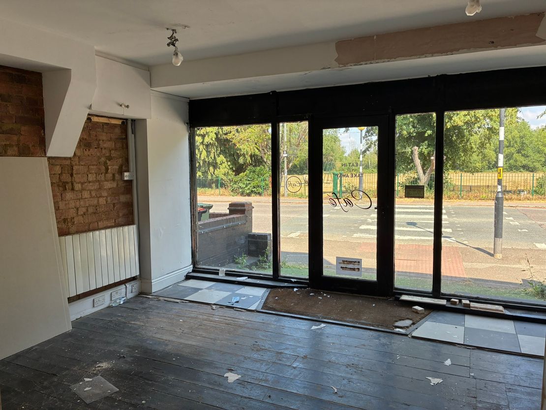 97 Newport Road, New Bradwell, Milton Keynes, Buckinghamshire, MK13 0AJ