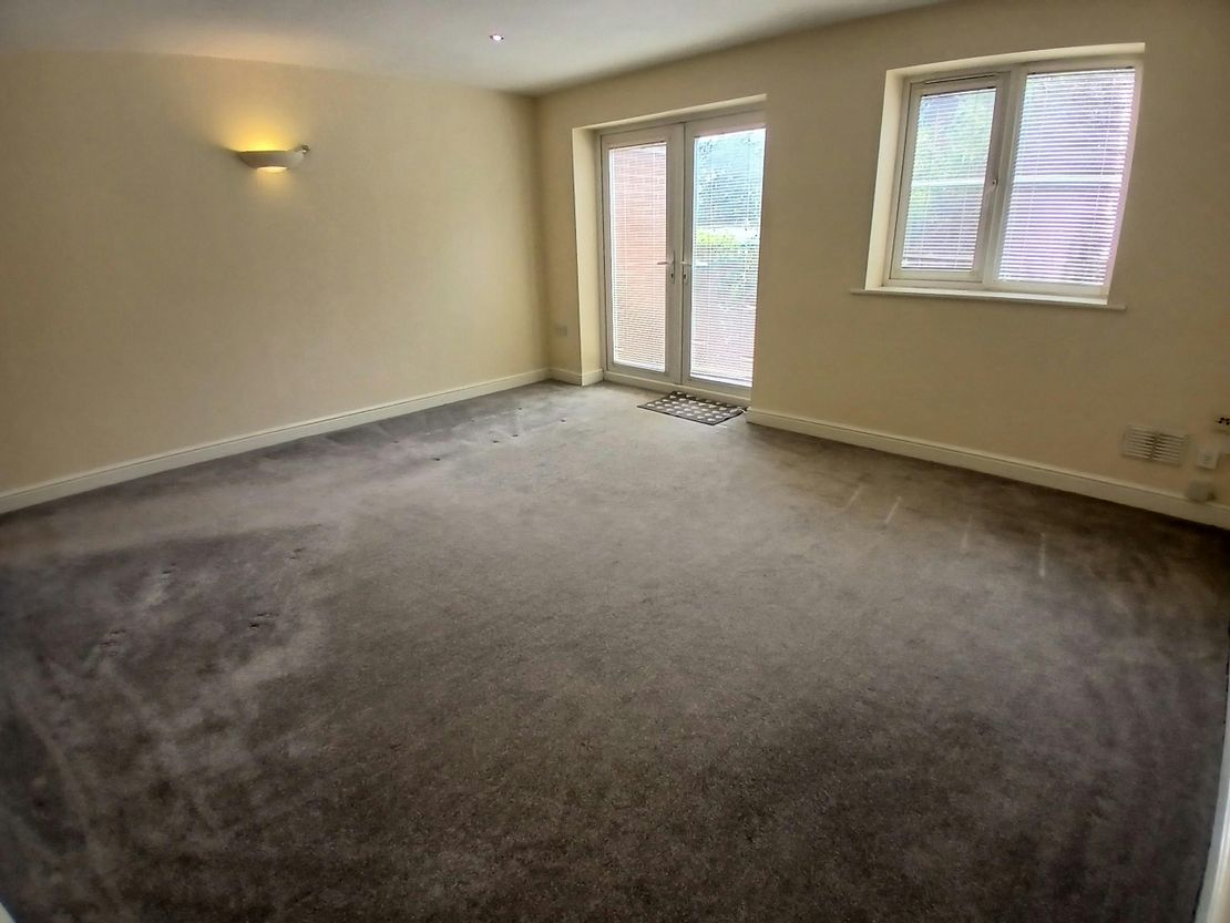 1 Queenscroft Court, Queensville Avenue, Stafford, ST17 4QL