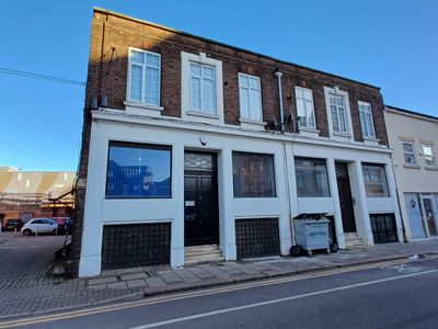 Property Image for 22B Guildford Street, Luton, Bedfordshire, LU1 2NR