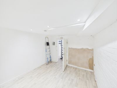 Property Image for 240A Portobello High Street, Edinburgh, City Of Edinburgh, EH15 2AU