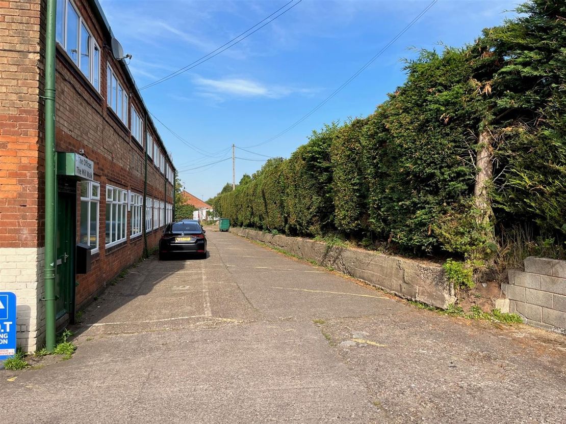The Mill Walk, Northfield B31 4HL
