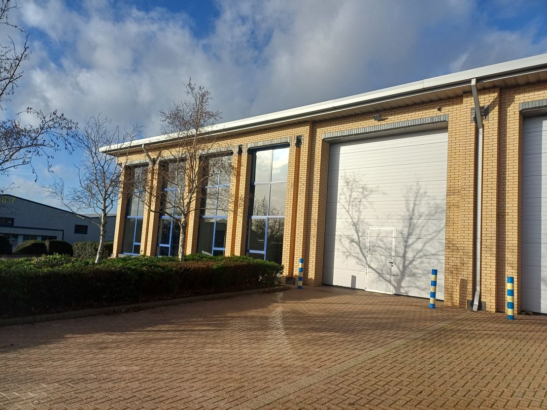 3 Caxton Park, Caxton Road, Elms Farm Industrial Estate, Bedford, MK41 0TY