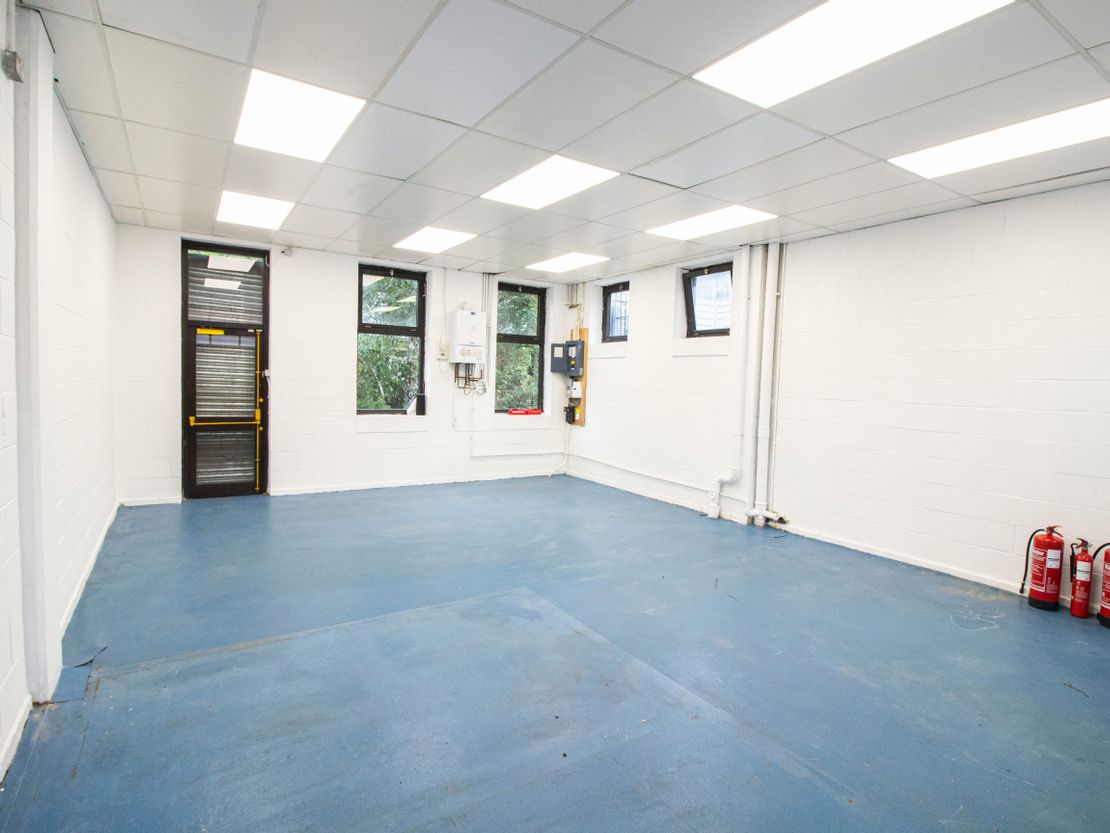 Unit 1 Brentford Business Centre, Commerce Road, Brentford, TW8 8LG