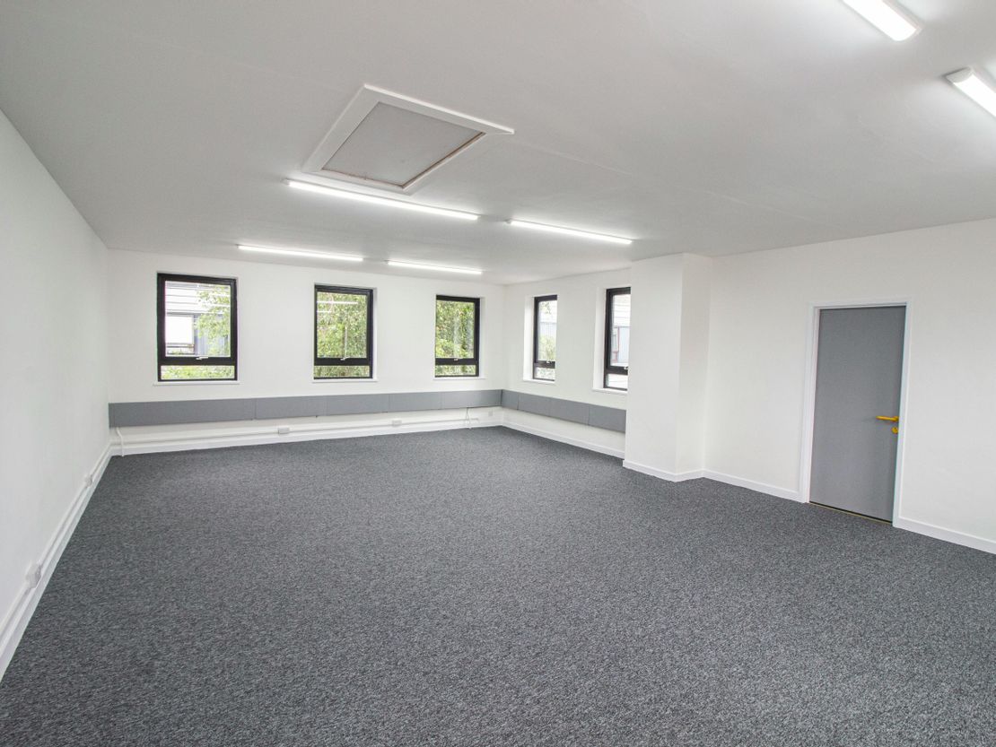 Unit 1 Brentford Business Centre, Commerce Road, Brentford, TW8 8LG