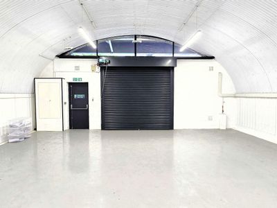 Property Image for Arch 86, Cable Street, Shadwell, London, E1 8AF