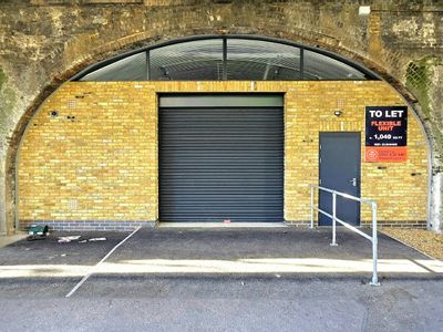Property Image for Arch 86, Cable Street, Shadwell, London, E1 8AF
