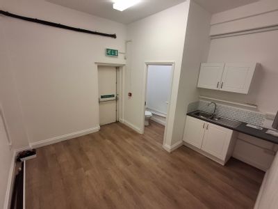 Property Image for 8 The Arcade, Bedford, Bedfordshire, MK40 1NS