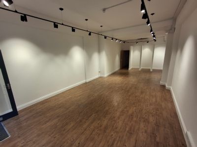 Property Image for 8 The Arcade, Bedford, Bedfordshire, MK40 1NS