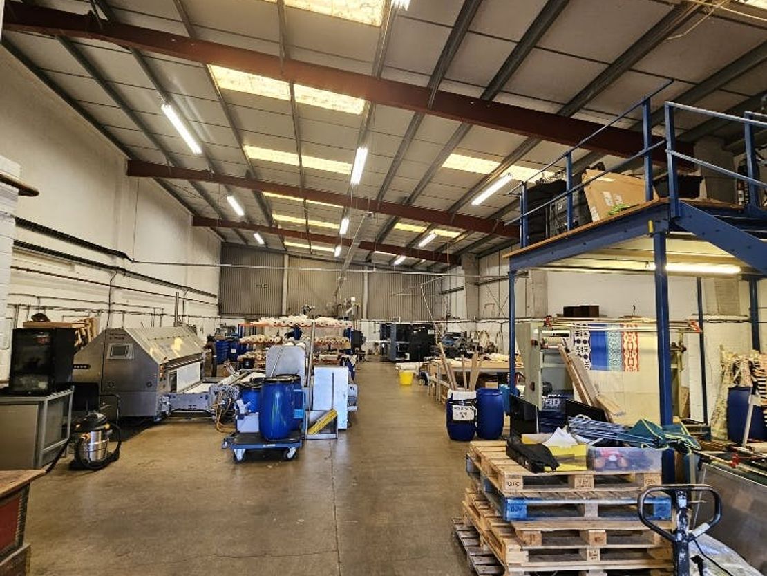 Unit 2, Pacemanor Business Park, Bellbrook Ind Est, Uckfield, TN22 1YA
