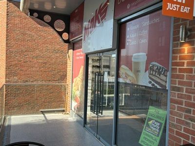 Property Image for 8 Westview, Market Street, Bracknell, RG12 1AJ