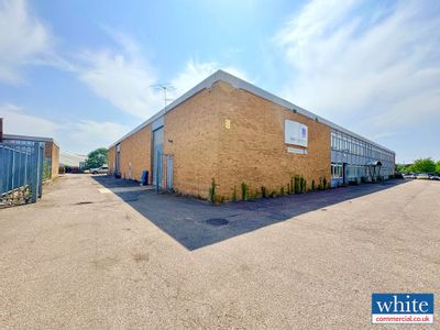 Property Image for Thomas House, Beaumont Road, Banbury, OX16 1RJ