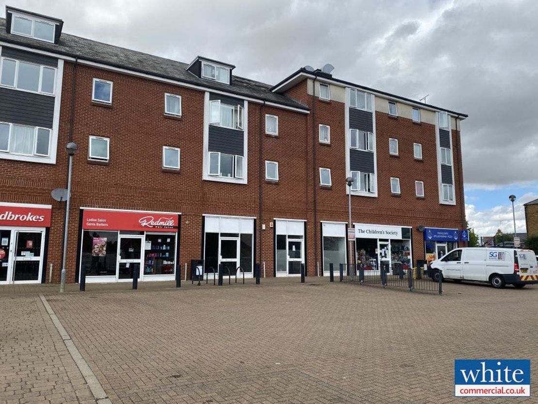 4 & 7 Rotary Way, Banbury, OX16 1ER