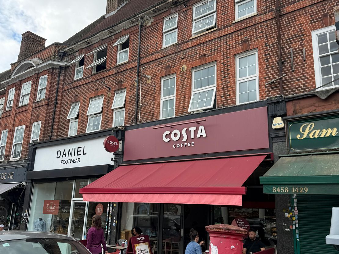 27 Temple Fortune Parade, Finchley Road, London, NW11 0QS