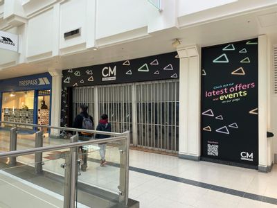 Property Image for Unit 71 County Mall, Crawley, RH10 1FD