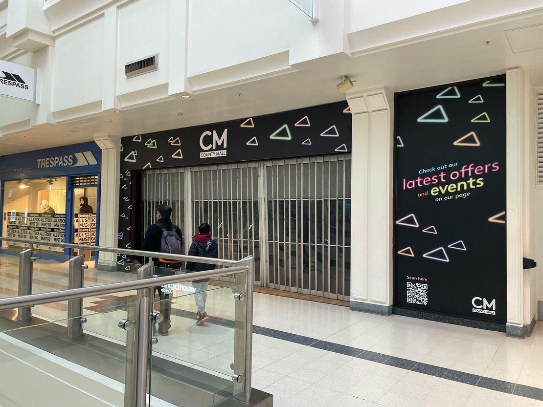 Unit 71 County Mall, Crawley, RH10 1FD