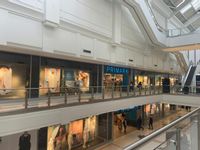 Property Image for Unit 71 County Mall, Crawley, RH10 1FD