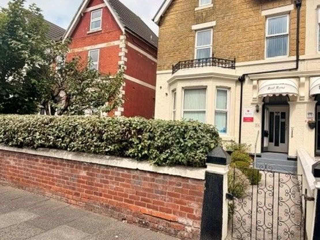 Station Road, Blackpool, FY4