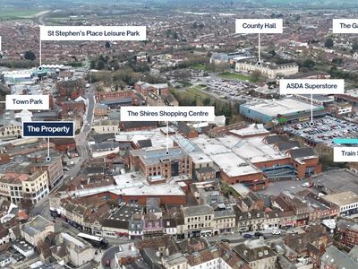 Property Image for 26, Fore Street, Trowbridge, BA14 8EW