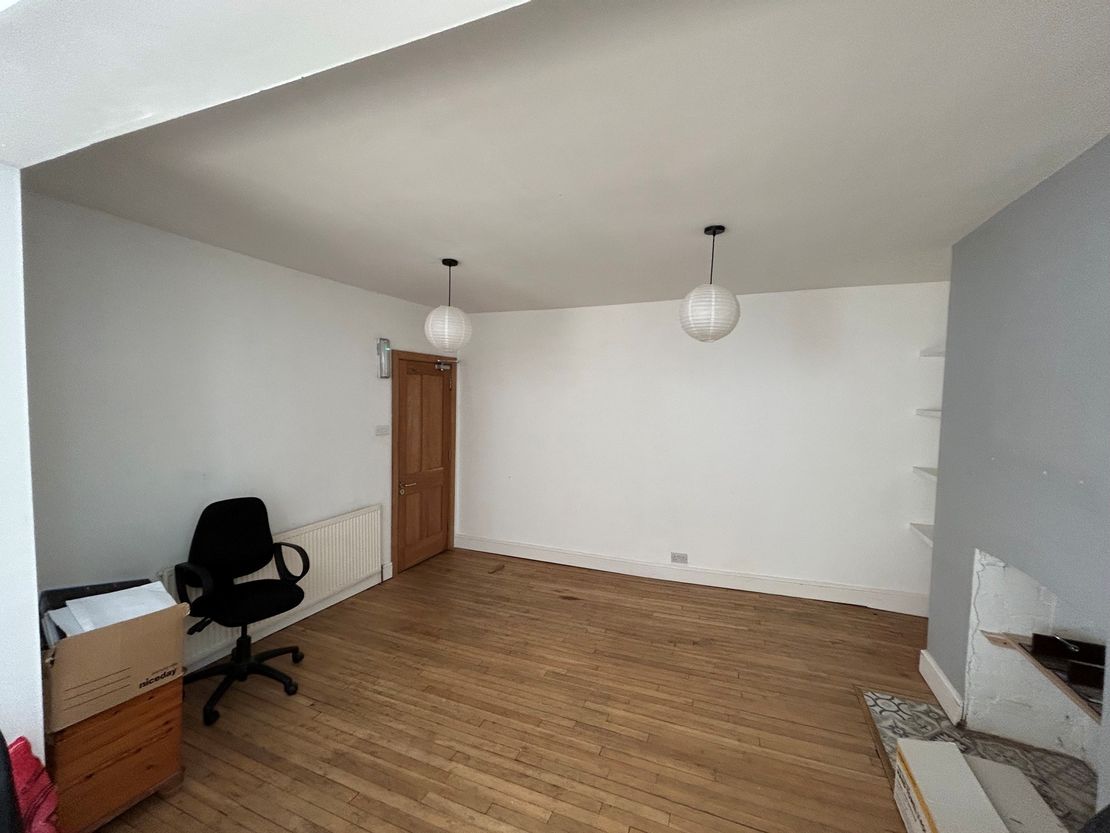 First Floor Office 2 Station Street, Lewes, East Sussex, BN7 2DA