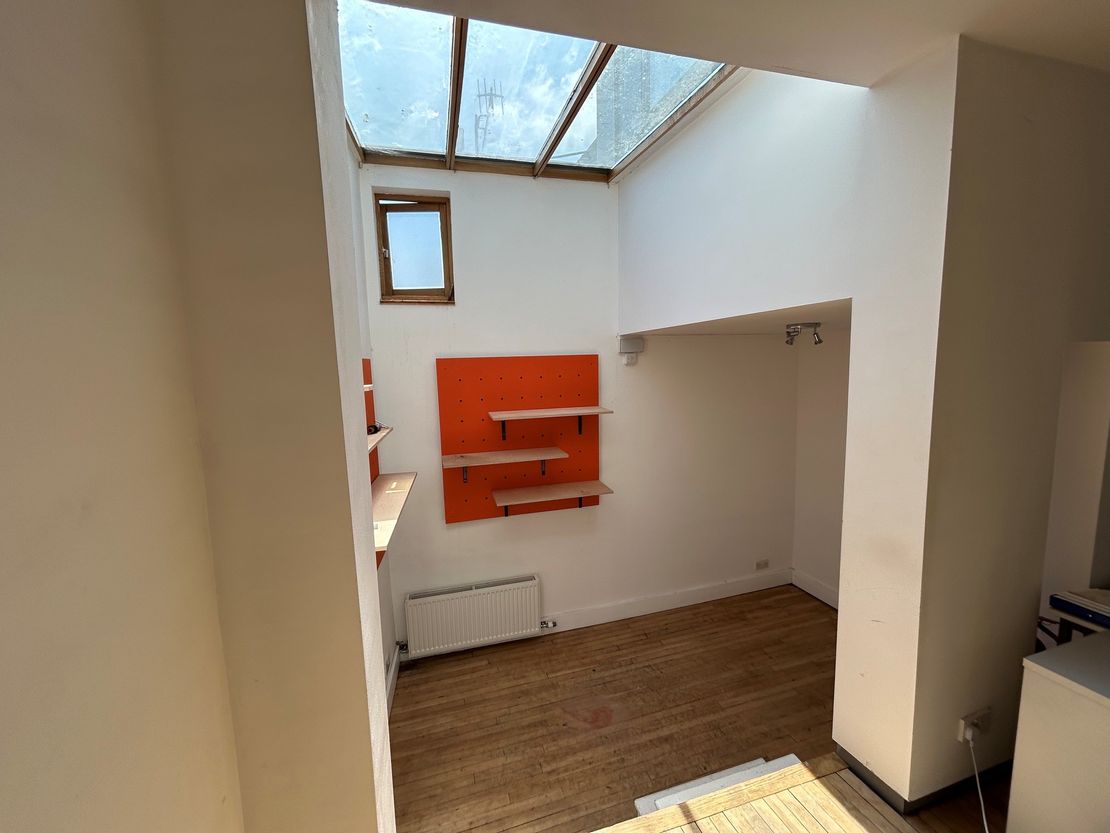 First Floor Office 2 Station Street, Lewes, East Sussex, BN7 2DA