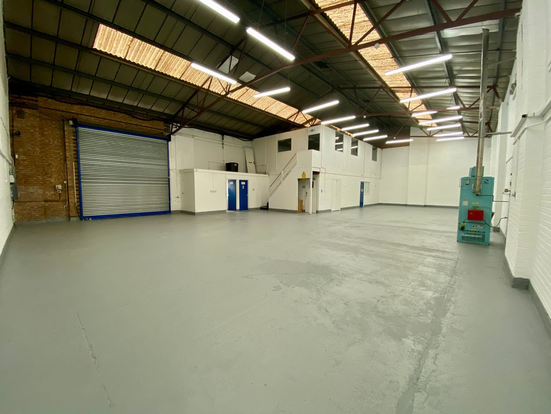 Unit M, Kingsway Industrial Estate, Luton, LU1 1LP