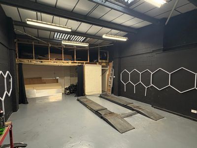 Property Image for Unit 11, Kingston Industrial Estate, English Street, Hull, East Yorkshire, HU3 2BU
