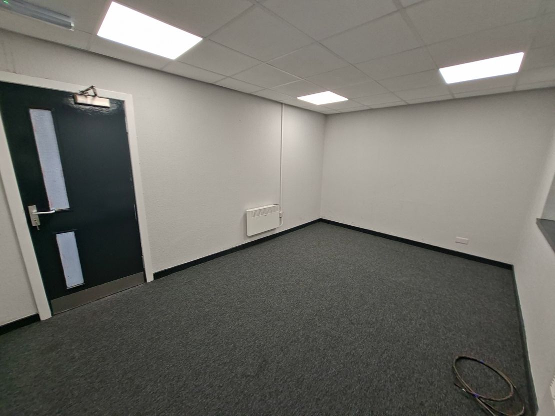 Units 1 + 2, Cunningham Road, Springkerse Industrial Estate, Stirling, FK7 7SW