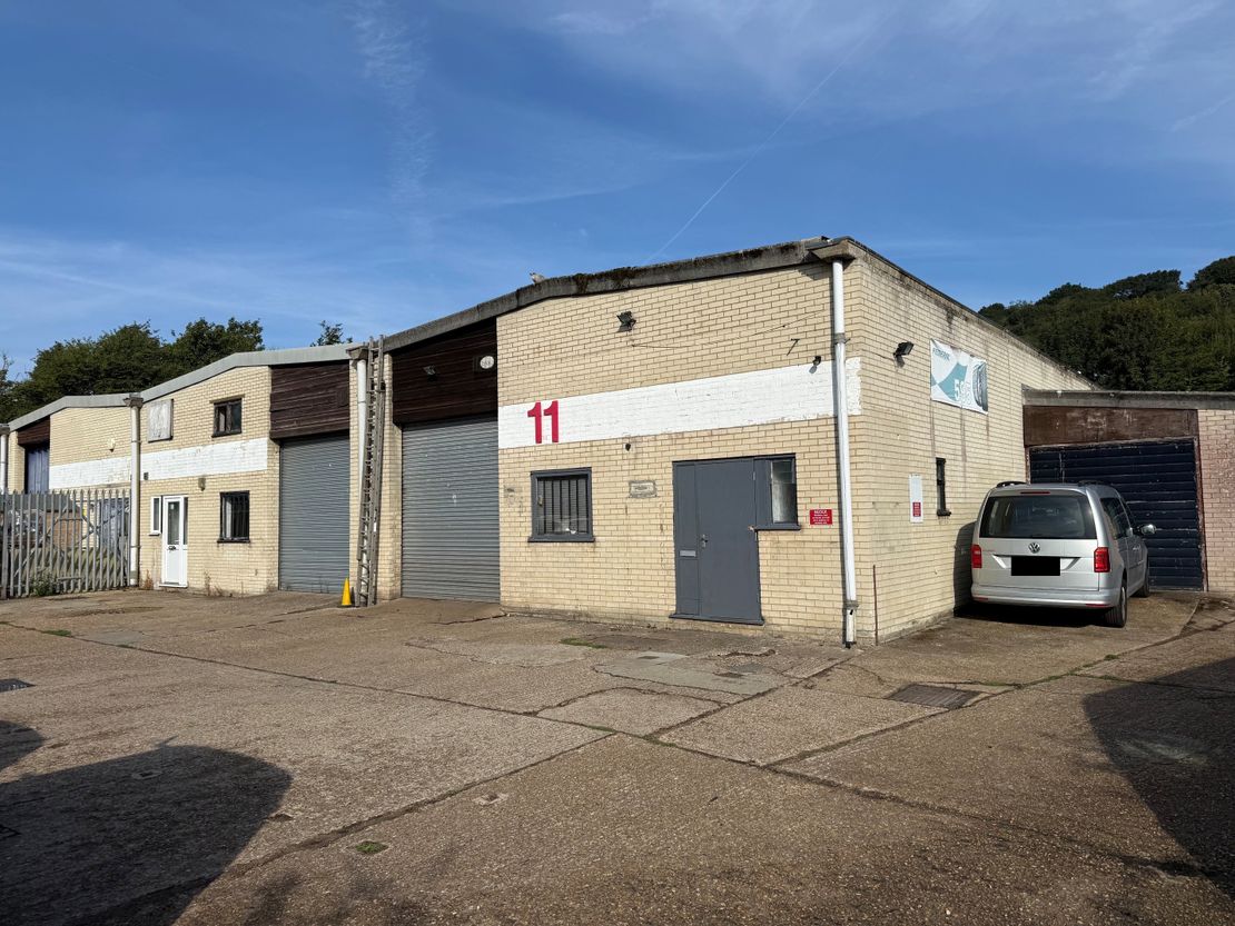 D1-D12 Holmestone Road Trading Estate, Holmestone Road, Dover, Kent, CT17 0UF