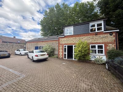 Property Image for 65 High Street, East Malling, Maidstone, Kent, ME19 6AJ