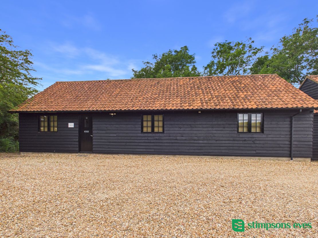 Unit 10, Manor Farm, Main Road, Astwood, Newport Pagnell, Buckinghamshire, MK16 9JS