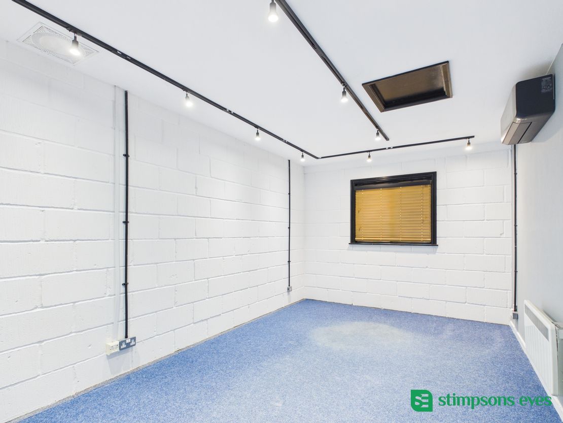 Unit 10, Manor Farm, Main Road, Astwood, Newport Pagnell, Buckinghamshire, MK16 9JS
