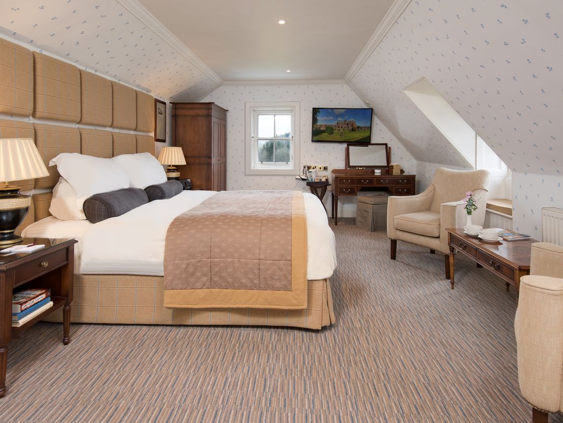 Cringletie House Hotel, Edinburgh Road, Peebles, EH45 8PL