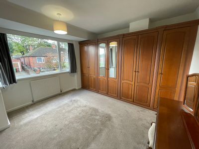 Property Image for 16 Stannard Well Drive, Horbury, WF4 6BN